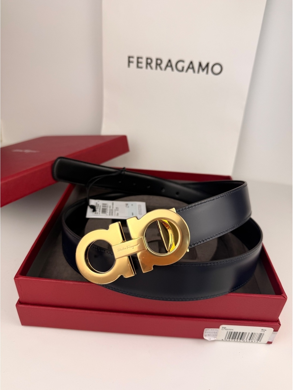 Ferragamo Men’s Reversible Leather Belt Gift Set Black Navy Adjustable Size 115 - Picture 7 of 12